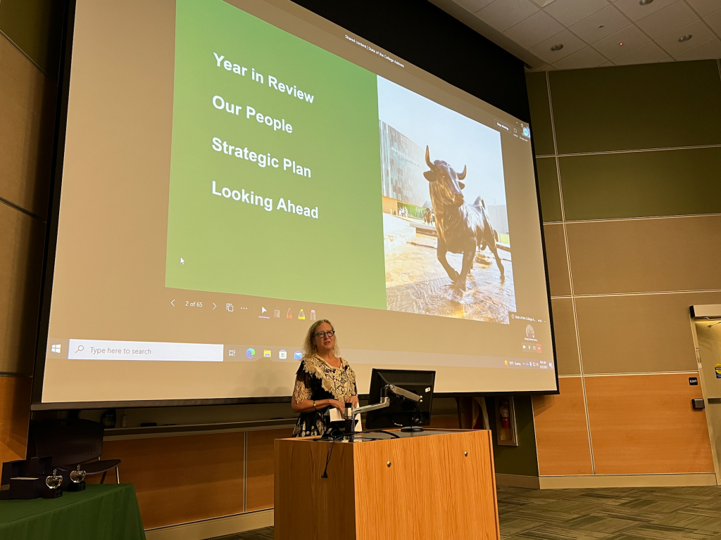 Dean Donna Petersen presenting her State of the College Address. (Photo by Anna Mayor)