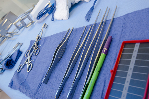 surgical instruments