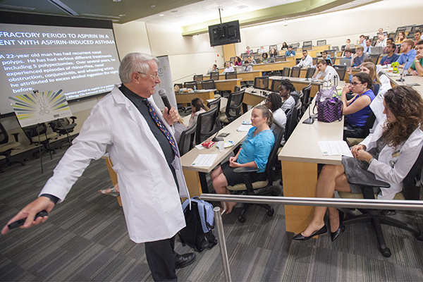 Dr. Richard Lockey urges medical students to keep research in their futures. 